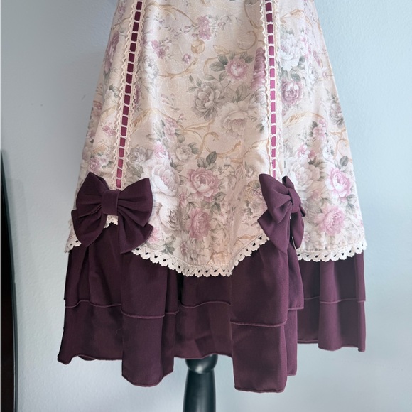 Bodyline Classic Lolita Floral Dress w/ Removable Bow – Size M - Picture 3 of 16